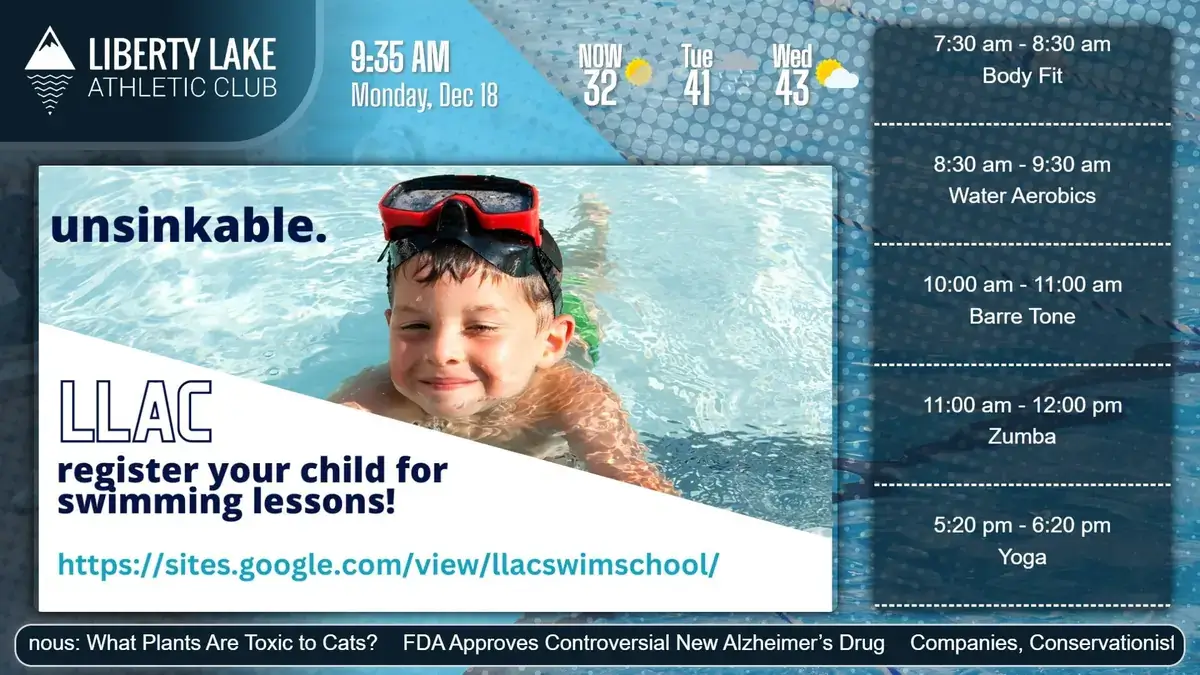 Liberty Lake athletic club digital signage software from Reach Media Network displaying announcements and hourly schedule.